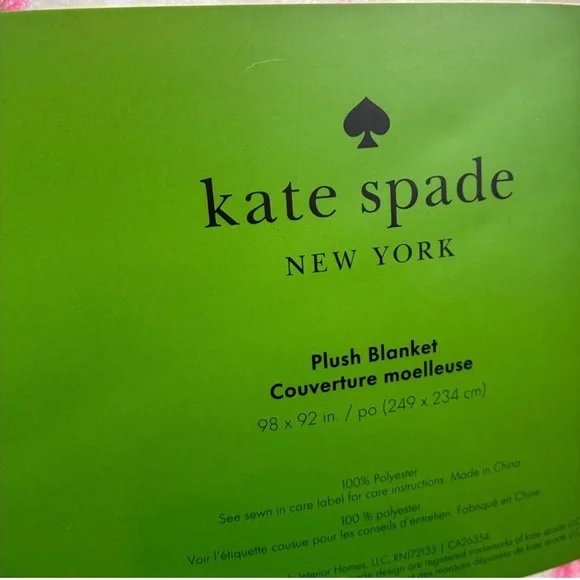 NWT Kate Spade New York Full Queen
Plush Blanket Ditsy Rose Floral Blanket - Picture 8 of 8